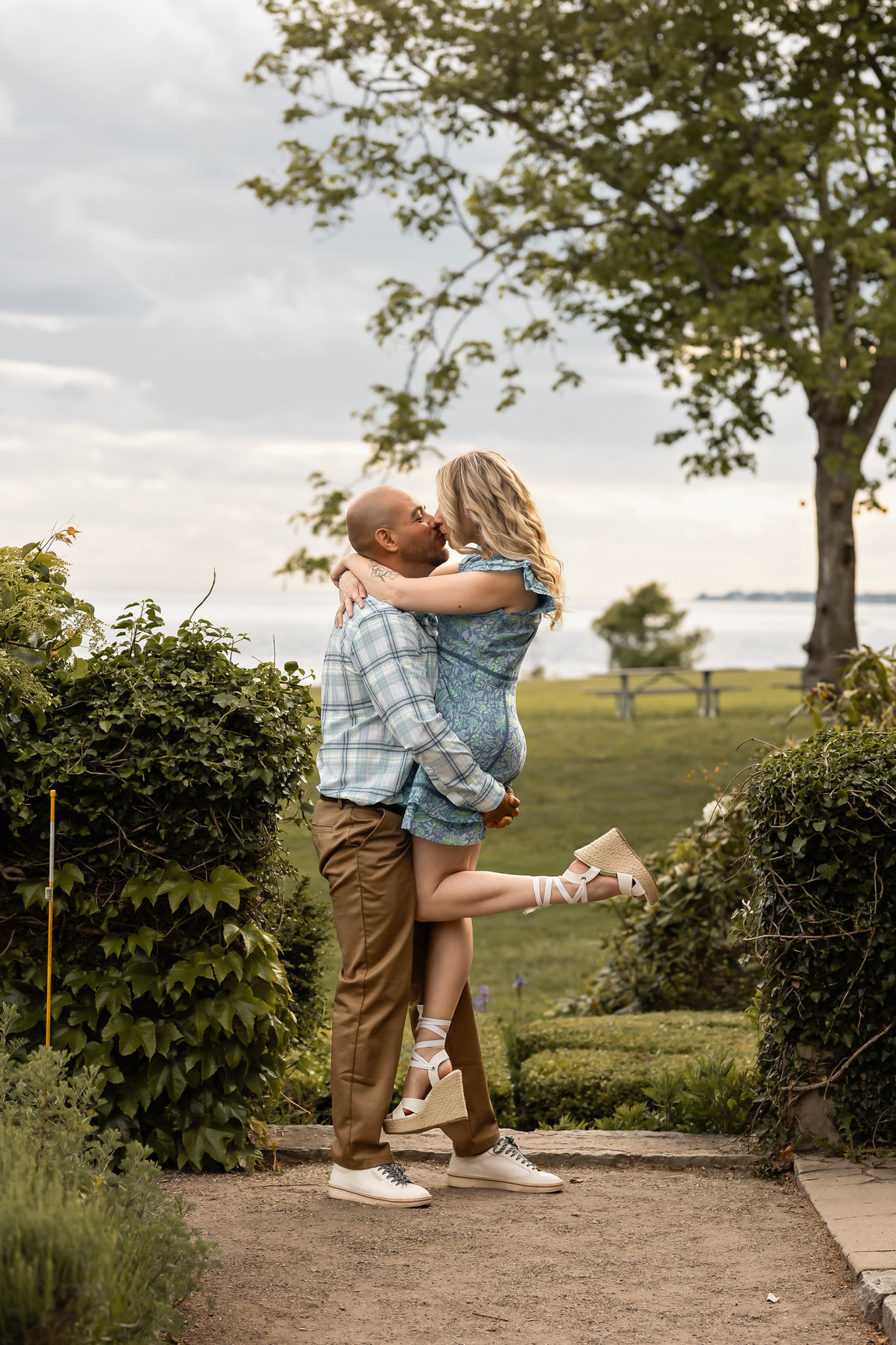 Katy and Ludson by the water